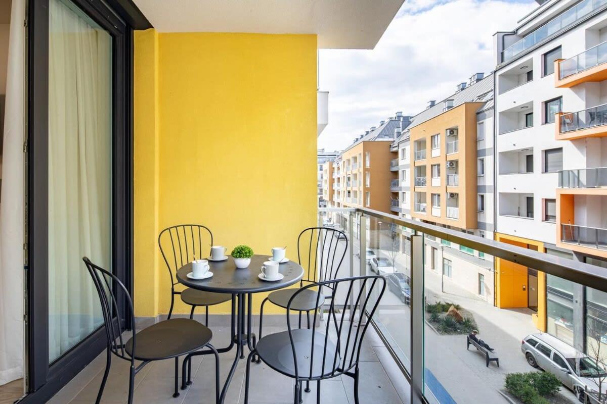 Apartmán Free Parking - Balcony - Sunny - New
